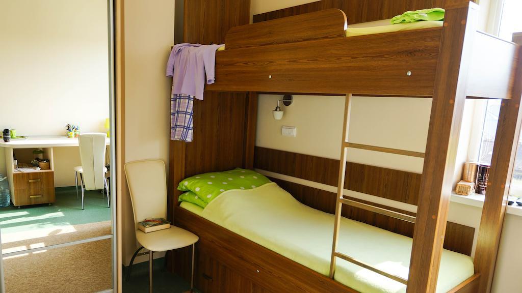 City Hostel Panorama Oujhorod Chambre photo