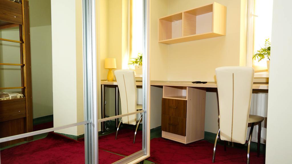 City Hostel Panorama Oujhorod Chambre photo