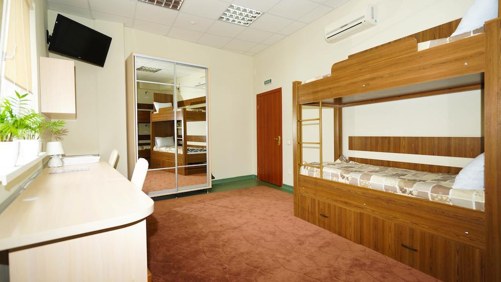 City Hostel Panorama Oujhorod Chambre photo